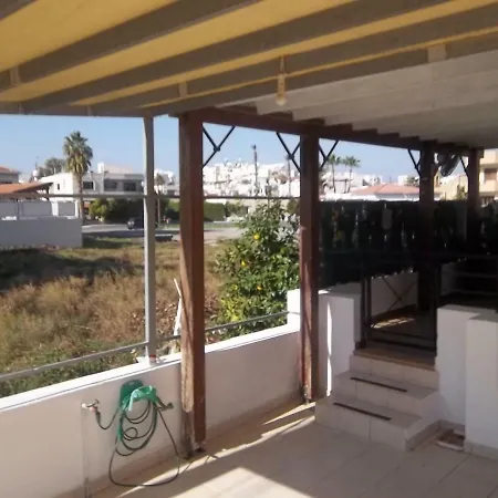 Large Ground Floor 2 Bedrooms American Academy Cy Appartement