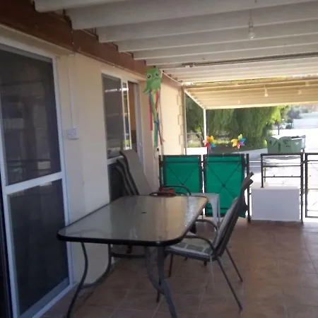 Appartement Large Ground Floor 2 Bedrooms American Academy Cy