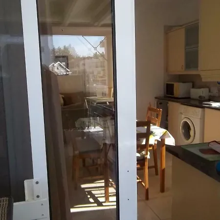 Apartment Large Ground Floor 2 Bedrooms American Academy Cy