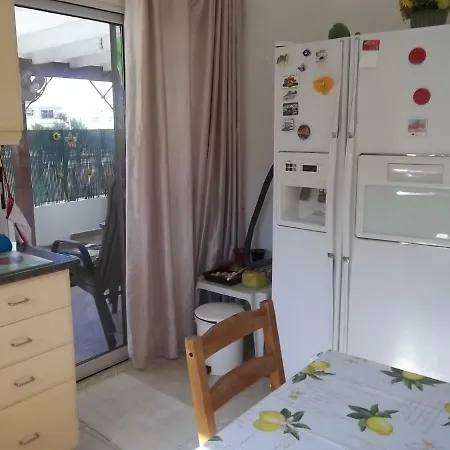 Apartment Large Ground Floor 2 Bedrooms American Academy Cy *